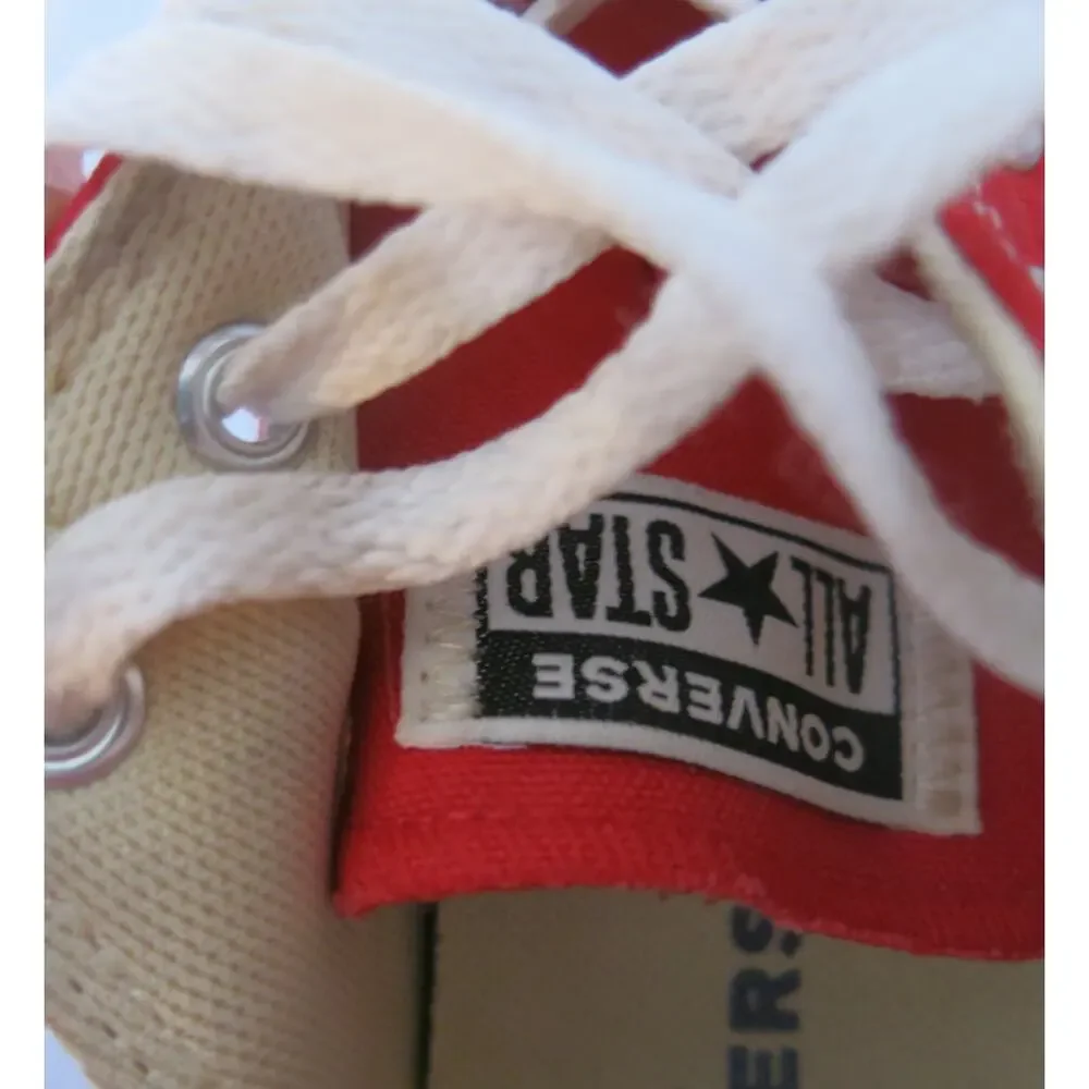 Converse All Star Low Lace Up Tennis Shoes Sneakers Size 2 Youth Red Classic